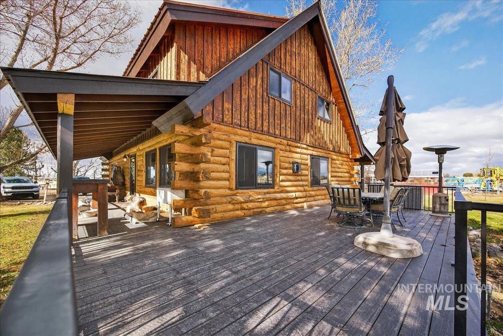 Photo of 3606 E Columbia Rd, Meridian, ID 83642 (MLS # 98973495)