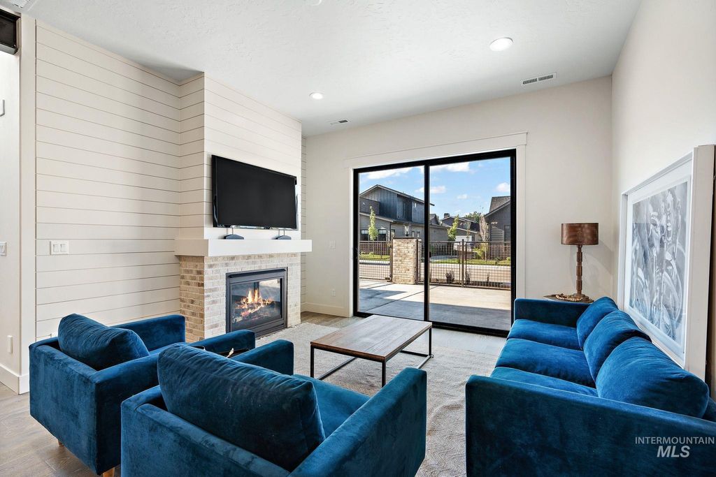 Photo of 2440 W Iron Coop Street, Eagle, ID 83616 (MLS # 98979097)