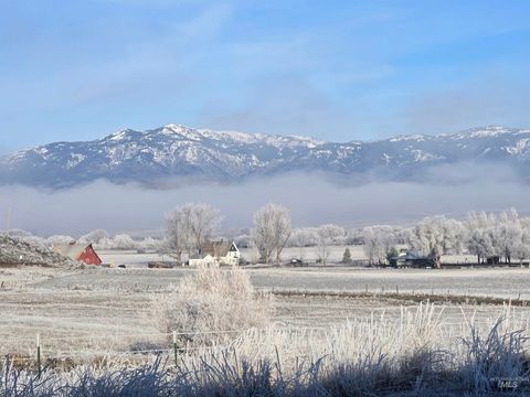 Photo of 3209 Schwenkfelder Rd, Cambridge, ID 83610 (MLS # 98972845)