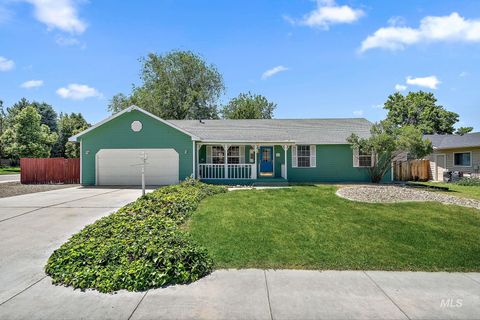 97 S Skye Dr. Nampa ID 83651