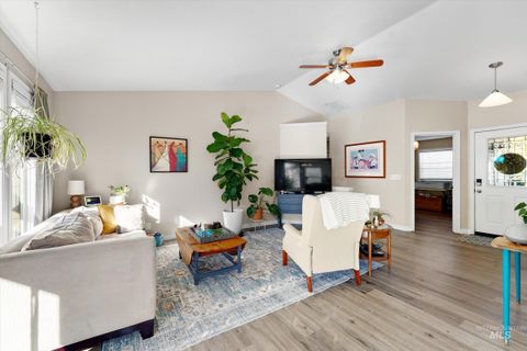 3015 W Ann Meridian ID 83646