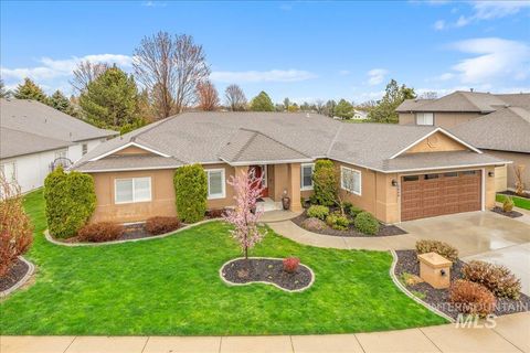 Photo of 2898 Silverleaf Way, Meridian, ID 83646 (MLS # 98979661)