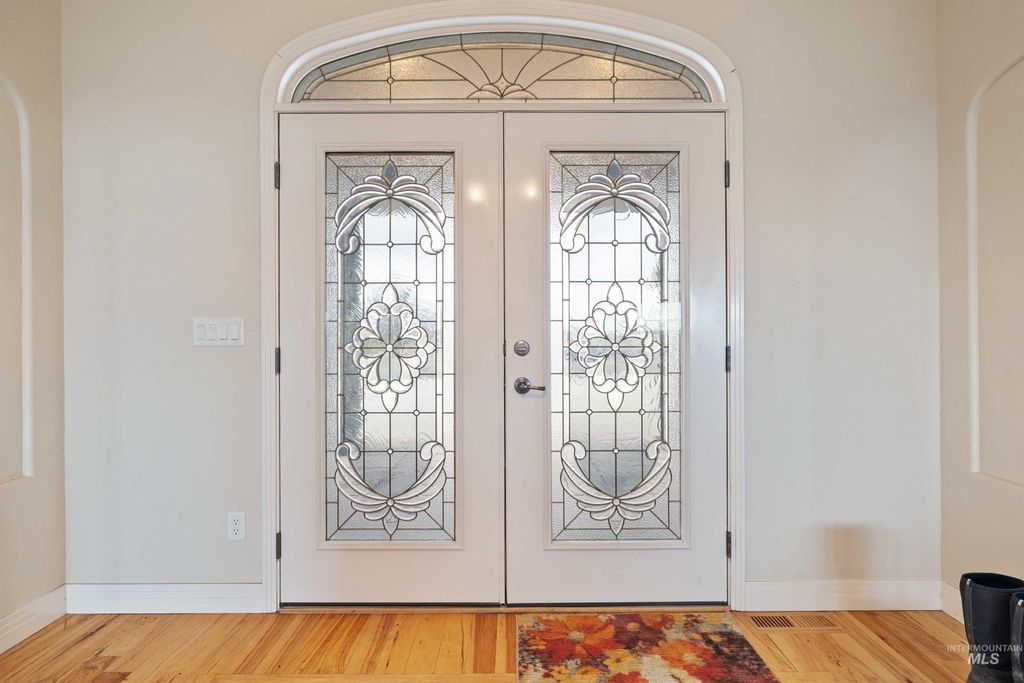 Photo of 302 S 700 E, Jerome, ID 83338 (MLS # 98975160)