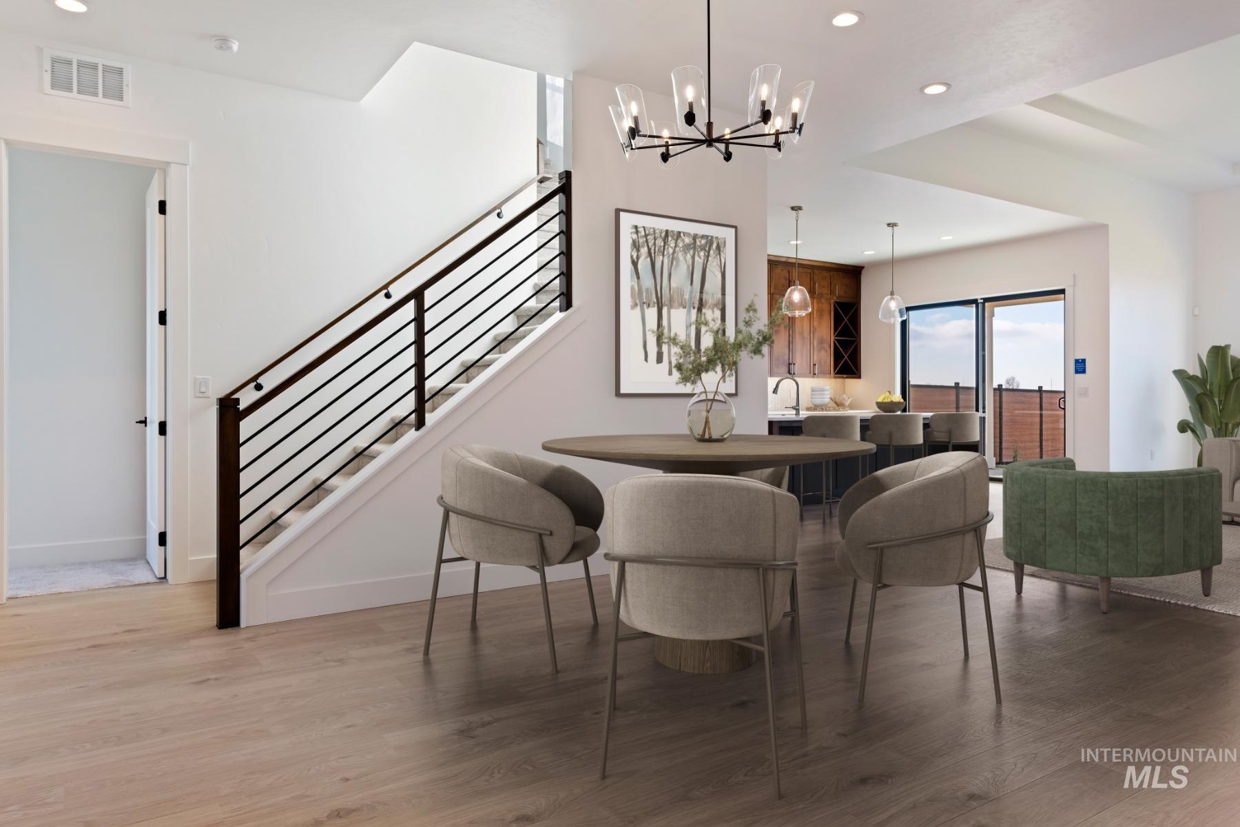 6829 N Valley Breeze Avenue