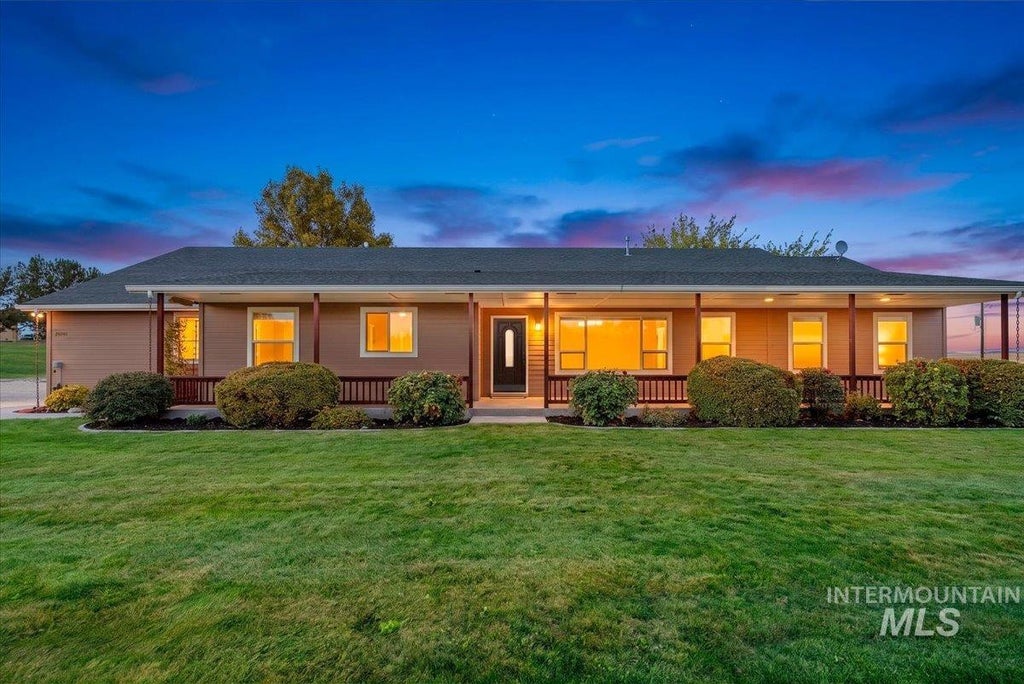 Photo of 24240 Tiger Lane, Caldwell, ID 83607 (MLS # 99002316)