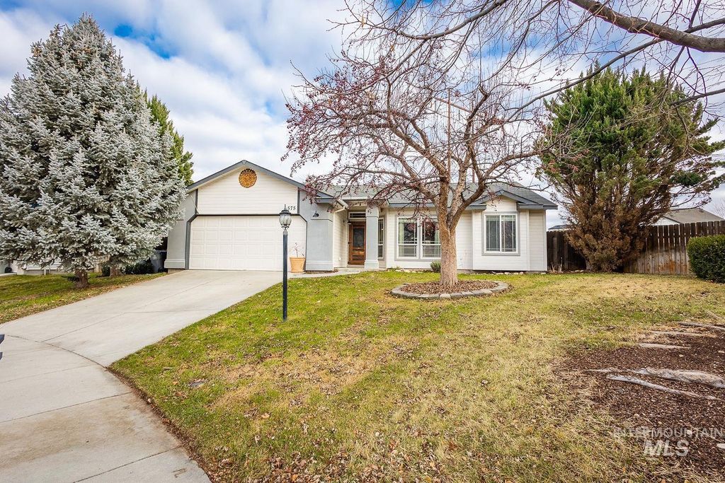 Photo of 575 W Mulberry Loop, Nampa, ID 83686 (MLS # 98971609)