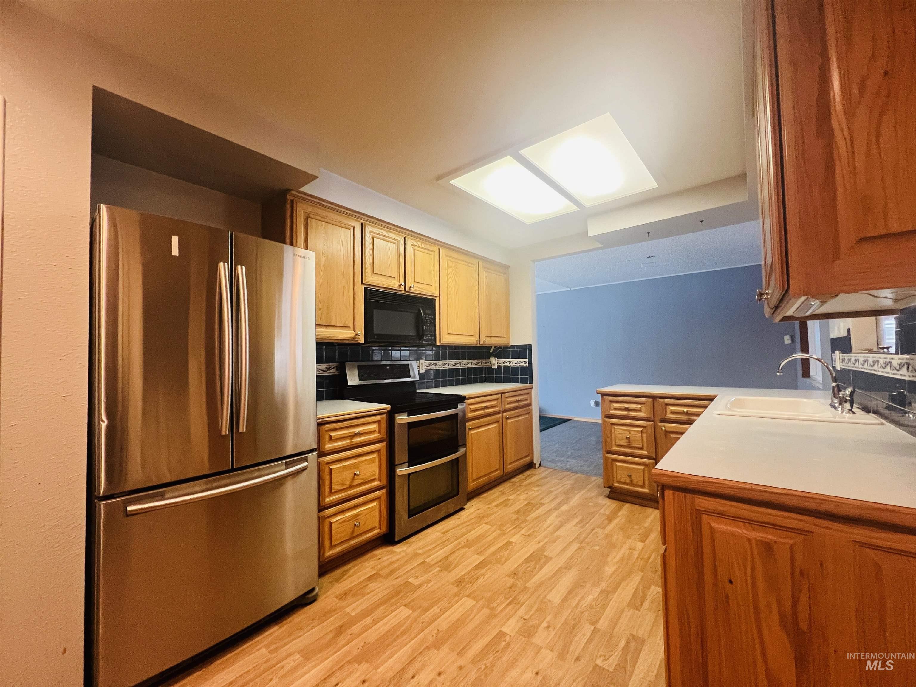 Ontario, Oregon 97914, United States, 3 Bedrooms Bedrooms, ,2 BathroomsBathrooms,Residential,Active,6782