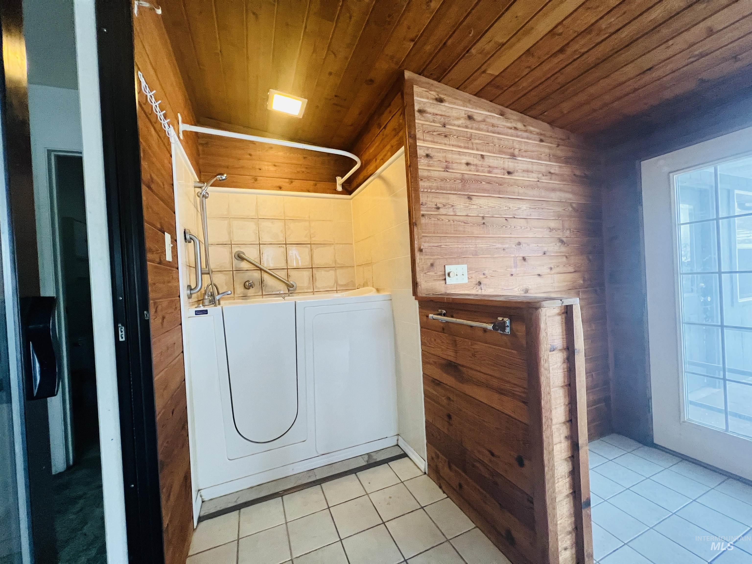 Ontario, Oregon 97914, United States, 3 Bedrooms Bedrooms, ,2 BathroomsBathrooms,Residential,Active,6782