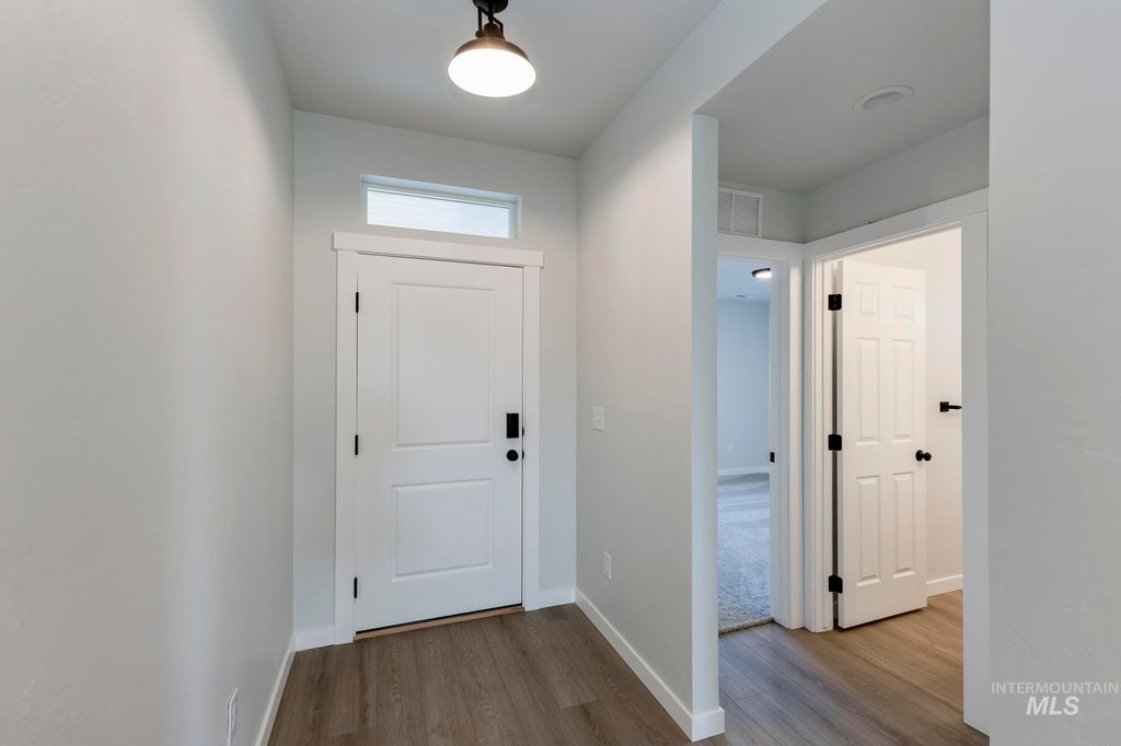 Photo of 3281 N Waterbrook Way, Star, ID 83669 (MLS # 98965330)