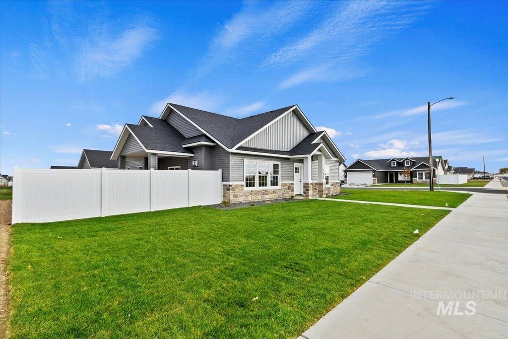 Photo of 1228 Creekside Way, Twin Falls, ID 83301 (MLS # 98966189)