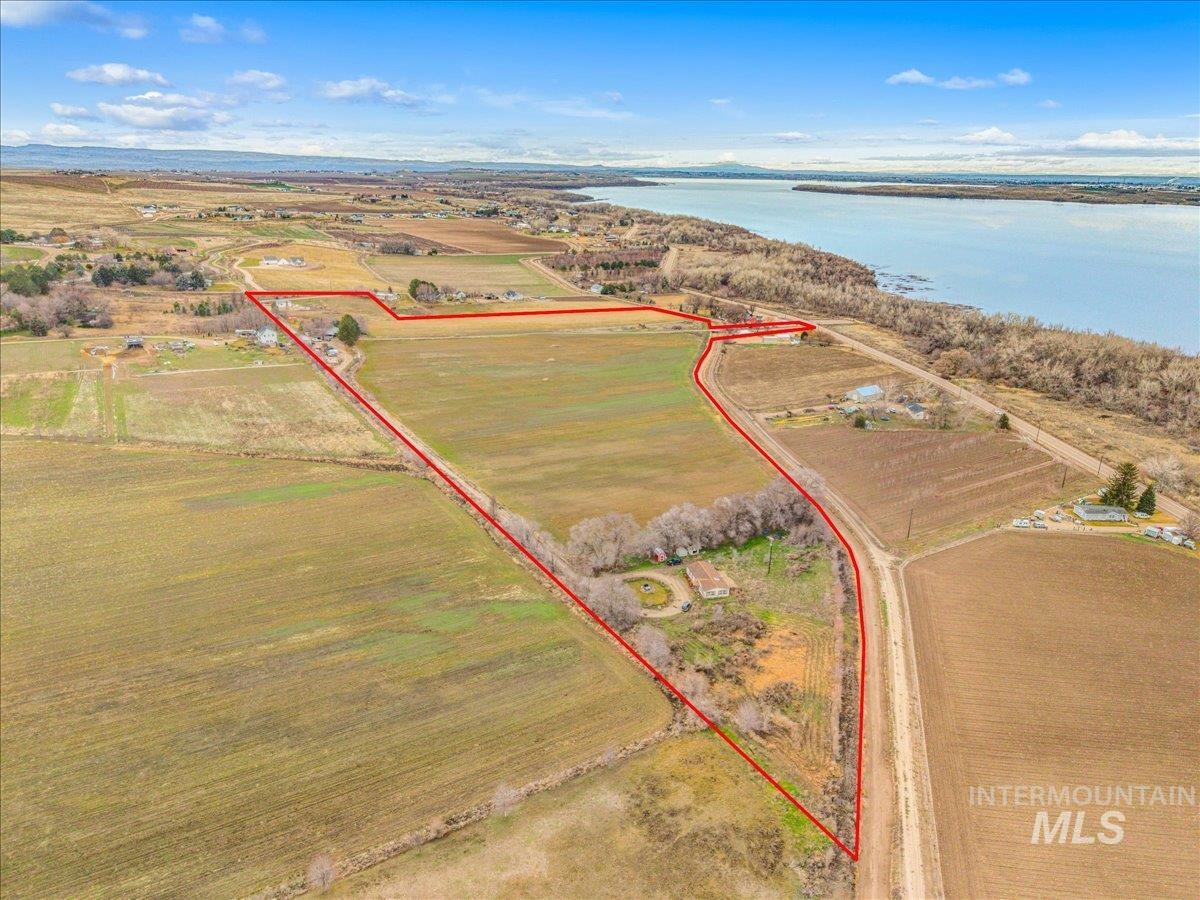 View of rural area with property boundaries highlighted and abundant farmland