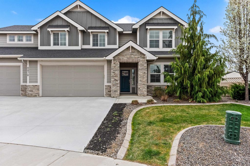 Photo of 4878 N Botticelli Avenue, Meridian, ID 83646 (MLS # 98979454)