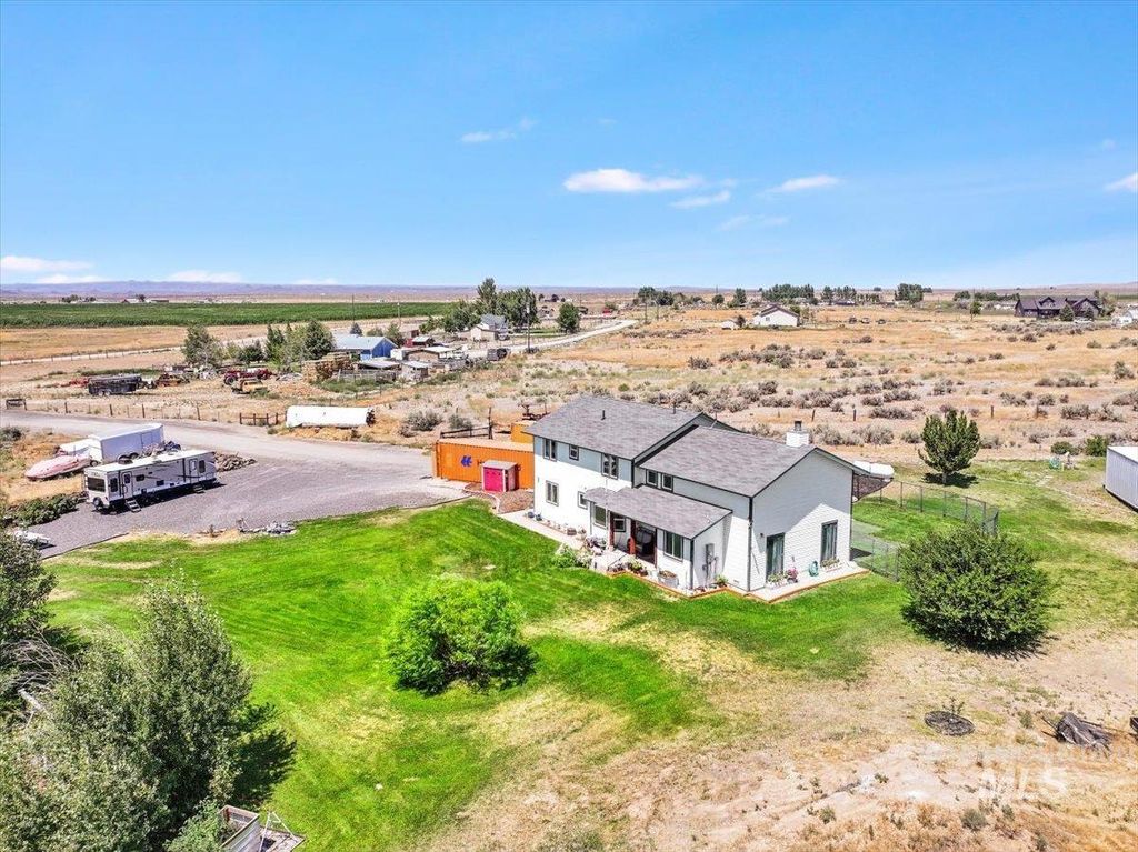 Photo of 568 N 150 E, Shoshone, ID 83352 (MLS # 98956589)