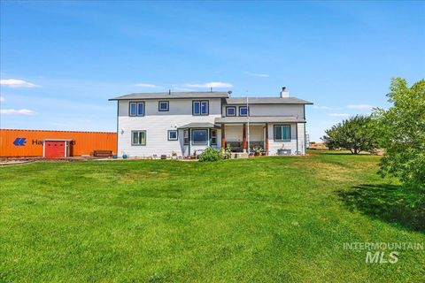 568 N 150 E Shoshone ID 83352