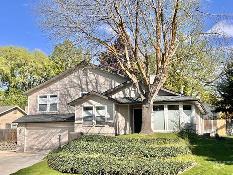 Photo of 678 Stierman Way, Eagle, ID 83616 (MLS # 98981269)