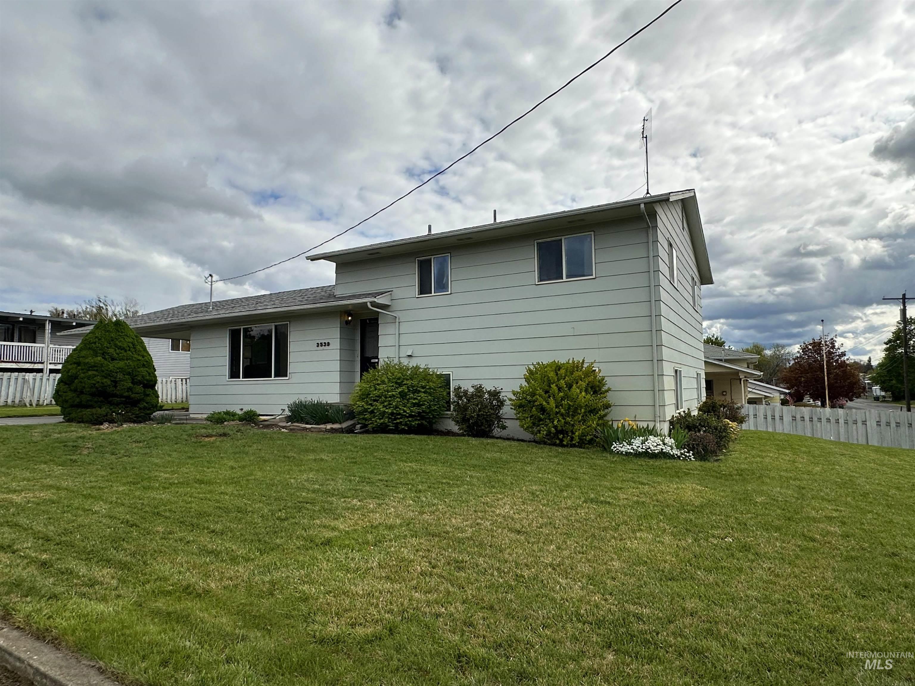 Listing image 4