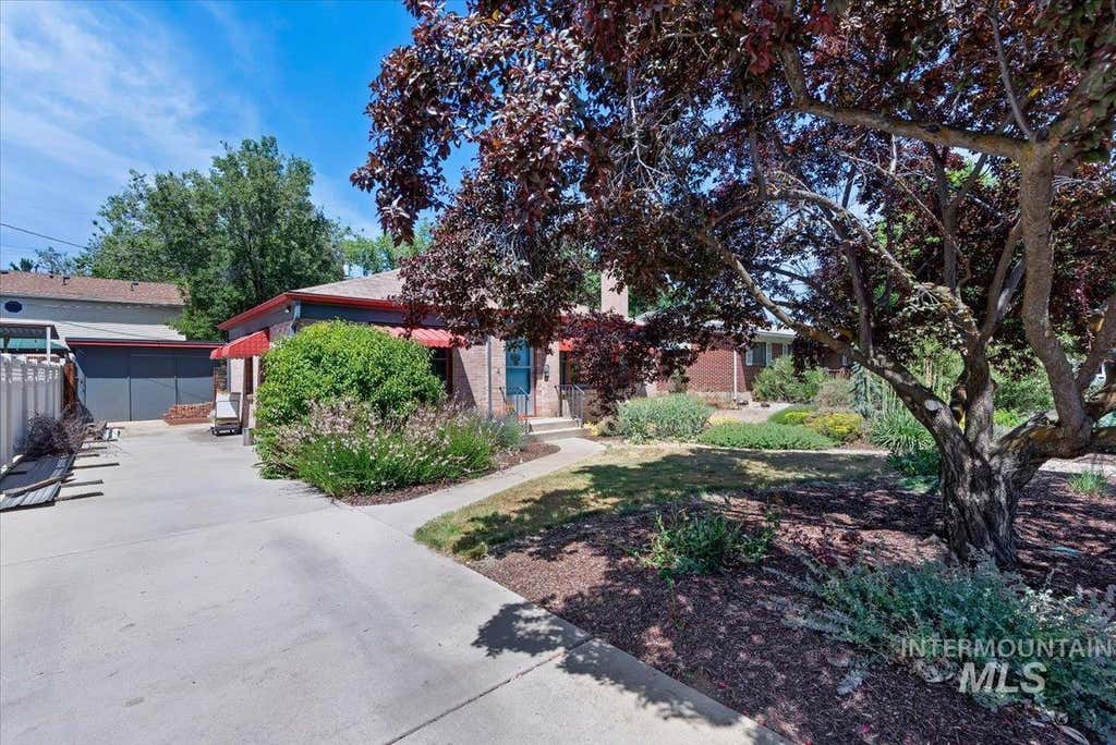 Photo of 4018 W Irving St, Boise, ID 83706 (MLS # 98991011)