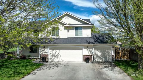 Photo of 4386 W Newland St, Meridian, ID 83642 (MLS # 98984330)