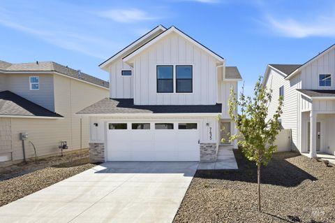 Photo of 7435 W Trumbull Ct, Eagle, ID 83616 (MLS # 98983673)