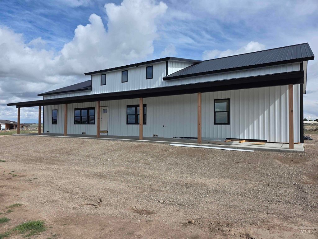 Photo of 4032 N 3510 E, Kimberly, ID 83341 (MLS # 98982495)