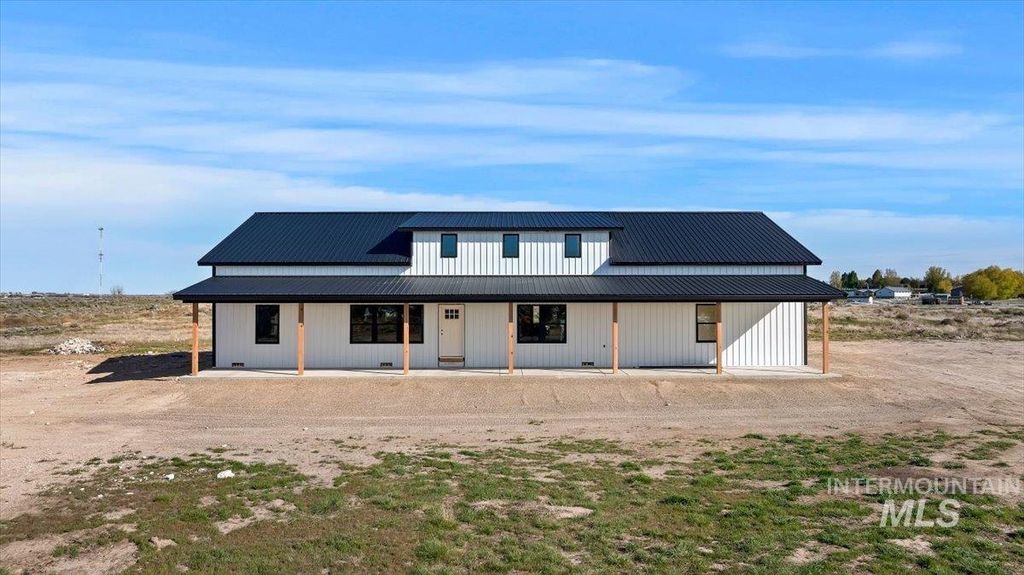 Photo of 4032 N 3510 E, Kimberly, ID 83341 (MLS # 98982495)