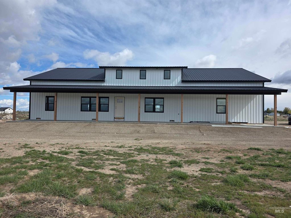 Photo of 4032 N 3510 E, Kimberly, ID 83341 (MLS # 98982495)