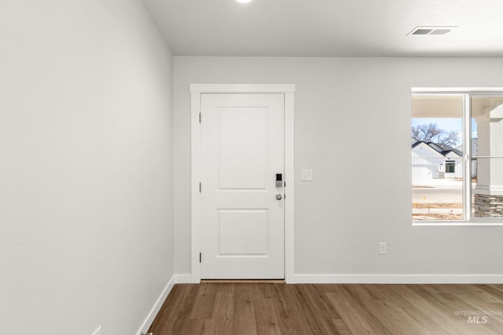 Photo of 17649 N Boone Peak Ave, Nampa, ID 83687 (MLS # 98978052)