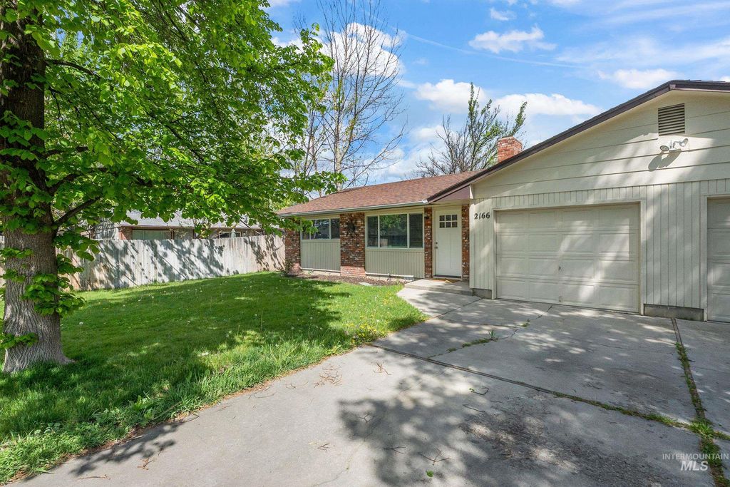 Photo of 2164 N Wildwood Street, Boise, ID 83713 (MLS # 98984195)