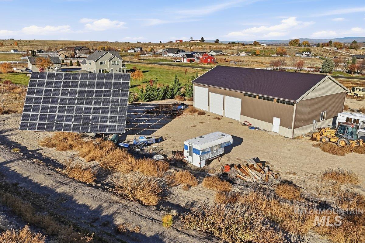 Aerial view of property and surrounding area