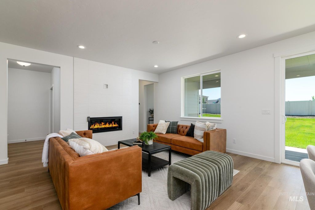 Photo of 2651 N Morehouse Ave, Eagle, ID 83616 (MLS # 98980916)