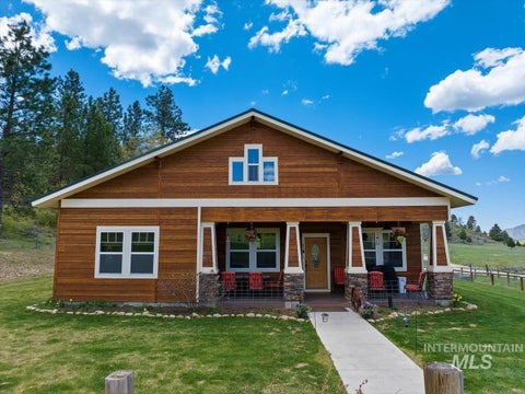 Photo of 675 W Russell Dr, Prairie, ID 83647 (MLS # 98989637)