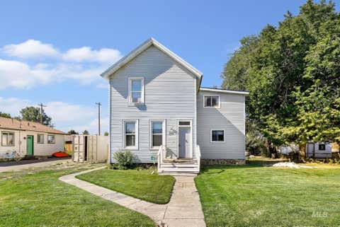 Photo of 108 E C St, Shoshone, ID 83352 (MLS # 98994242)