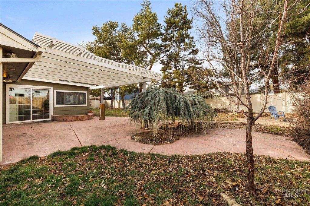 Photo of 11962 Musket Dr, Boise, ID 83713 (MLS # 98975371)