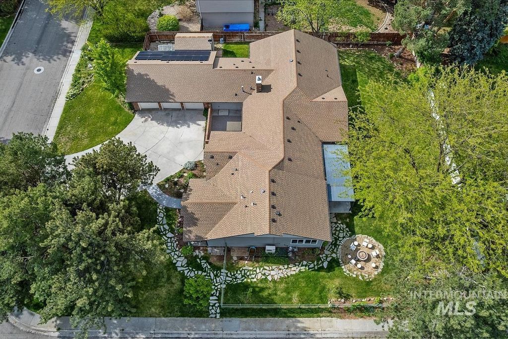 Photo of 1285 S Whipoorwill Way, Boise, ID 83709 (MLS # 98984239)