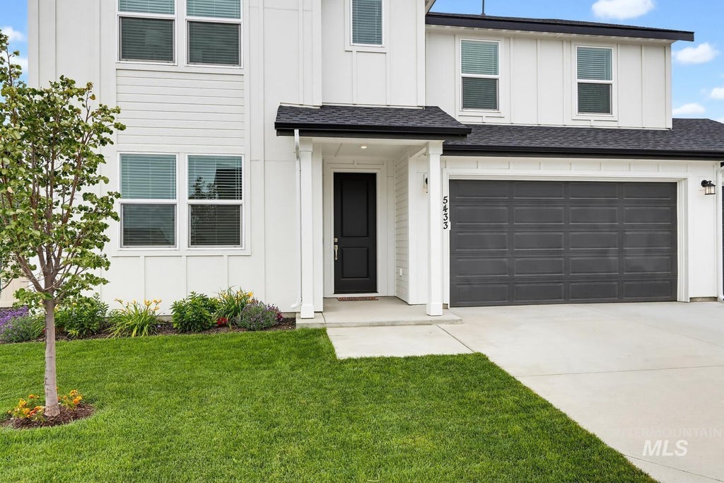 Photo of 5433 E Terrace Falls Ct, Nampa, ID 83686 (MLS # 98992319)