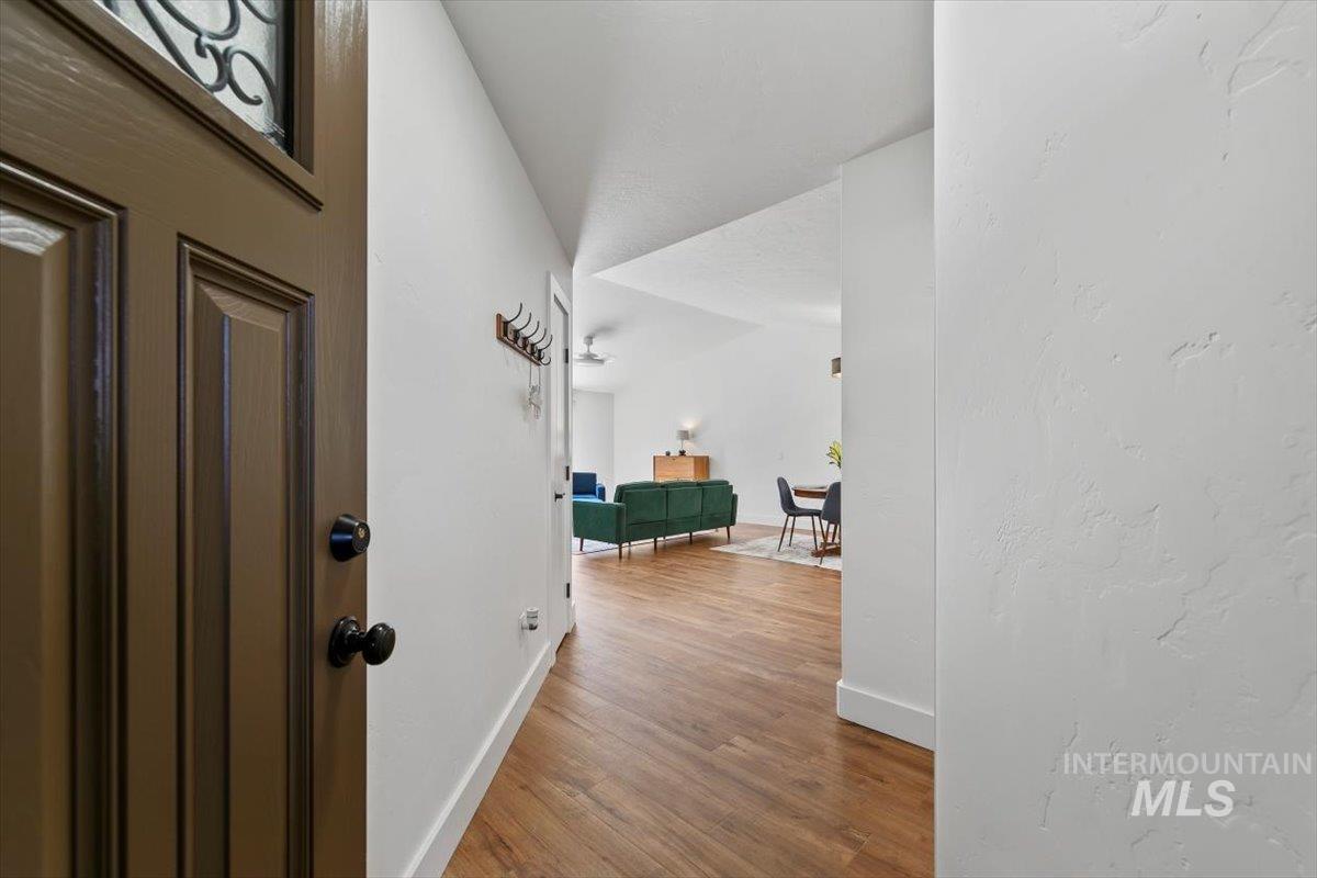 161 E Cholla Hills St