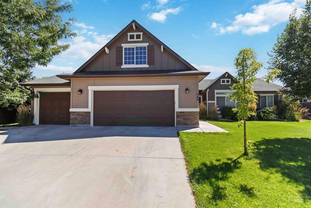 Photo of 588 Gateway Ave, Middleton, ID 83644 (MLS # 98982264)