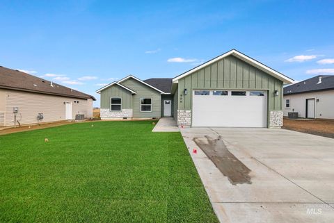 906 23rd Ave E Jerome ID 83338