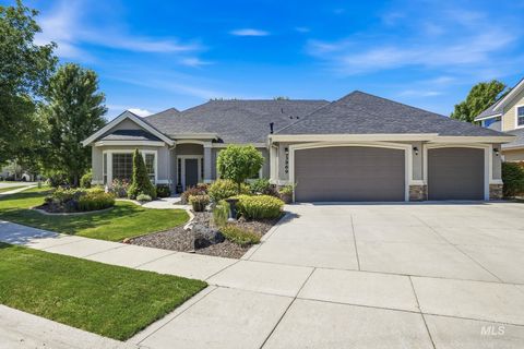 Photo of 3969 N Hollymount Way, Meridian, ID 83646 (MLS # 98991577)