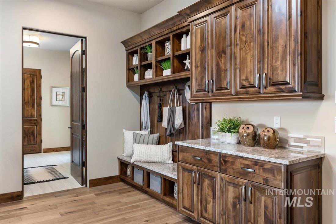 Middleton, Idaho 83644, United States, 3 Bedrooms Bedrooms, ,3 BathroomsBathrooms,Residential,Pending,134603