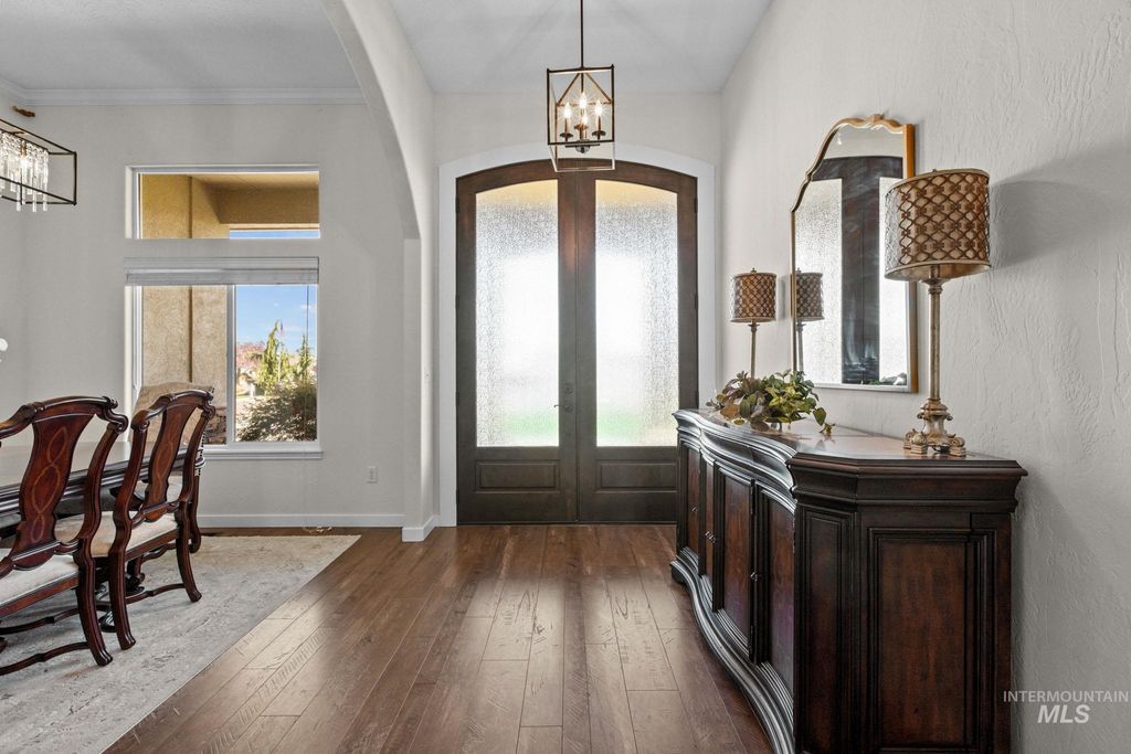 Photo of 155877 Wintergreen Dr, Caldwell, ID 83607 (MLS # 98981550)