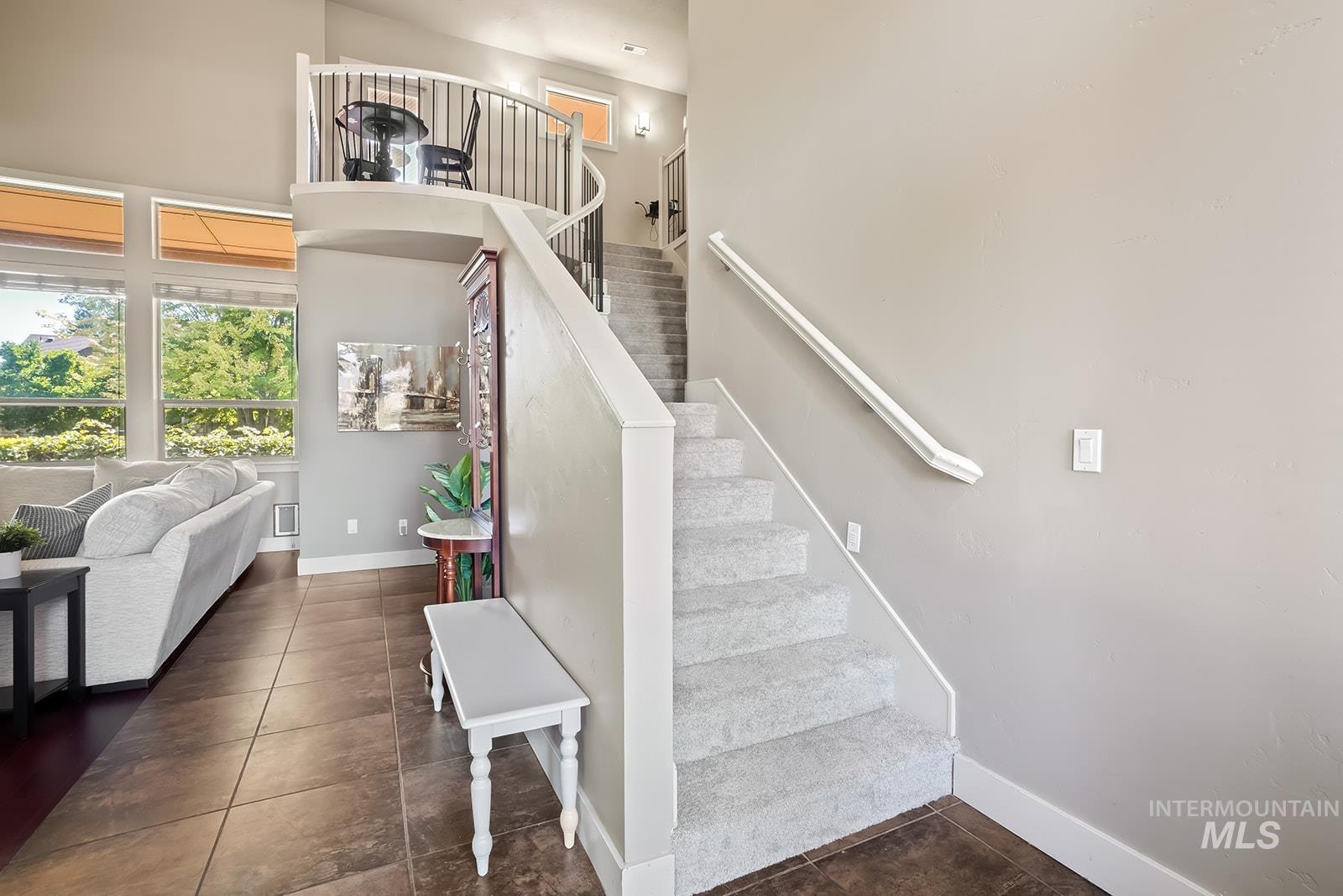 5327 N Red Hills Pl.