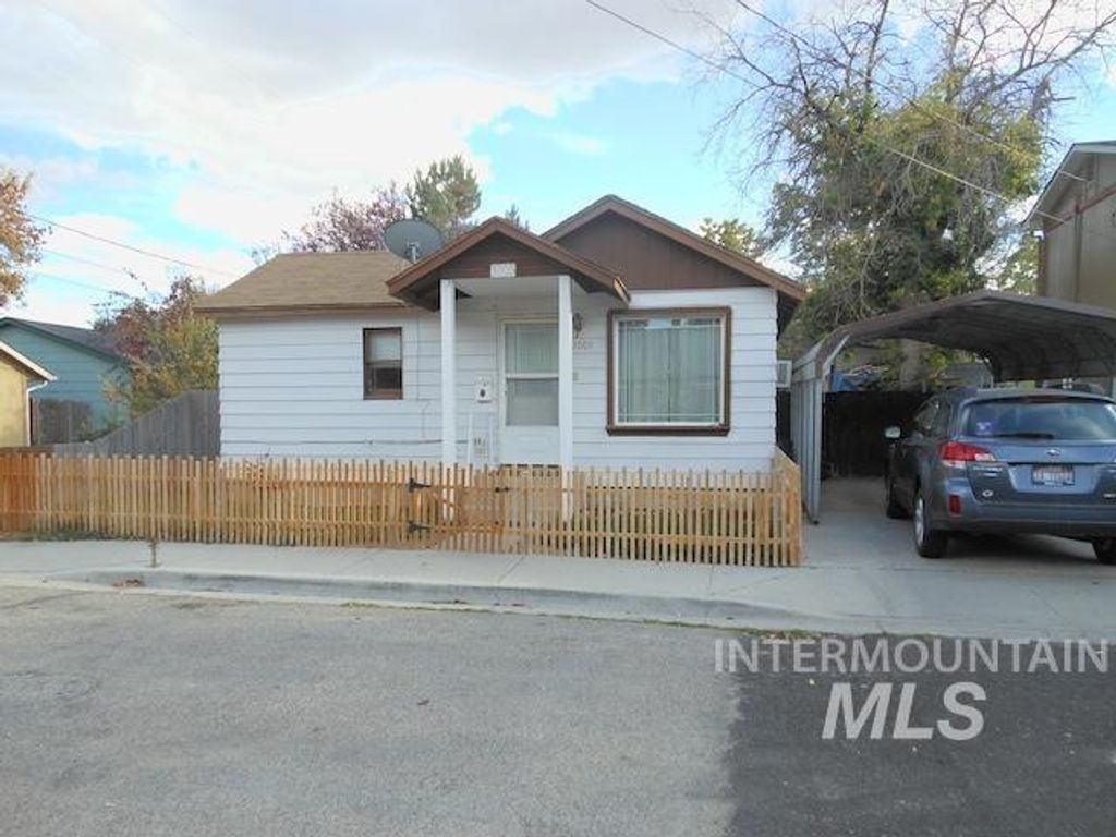 Photo of 3005 W Hester Street, Boise, ID 83702 (MLS # 98973895)