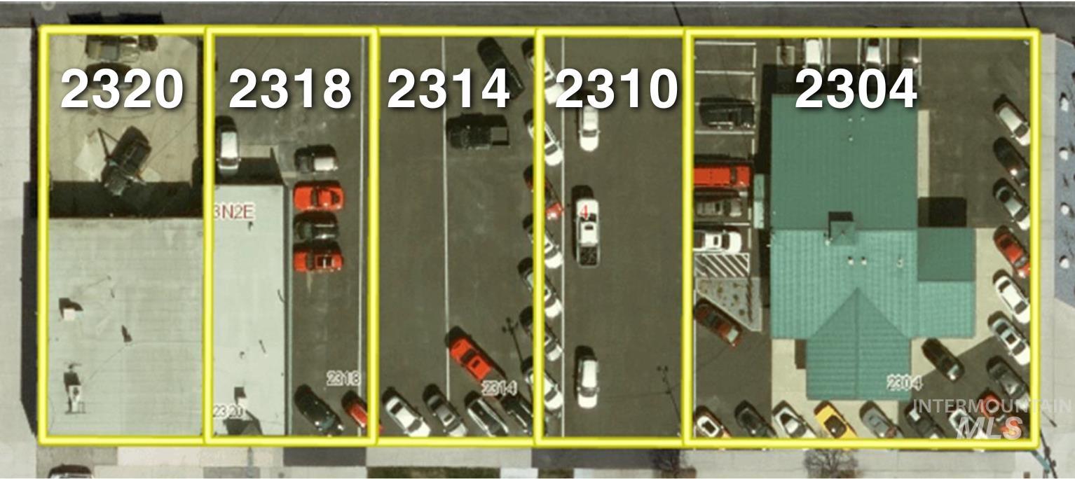 Aerial map of property and surrounding area
