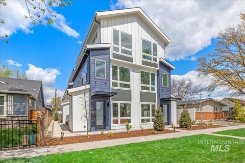 Photo of 2810 W Bannock St #4, Boise, ID 83702 (MLS # 98984492)