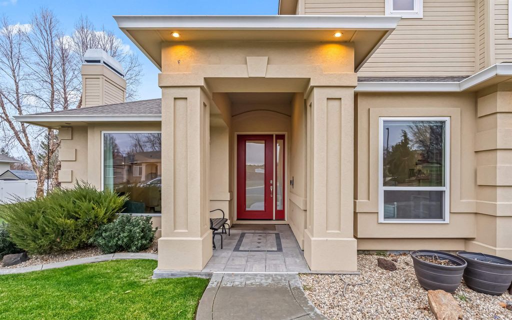 Photo of 3308 S Montego Way, Nampa, ID 83686 (MLS # 98986473)