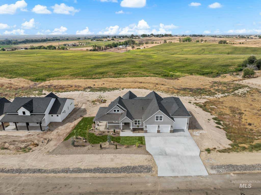 Photo of 27387 Iron Horse Dr, Caldwell, ID 83607 (MLS # 98998792)