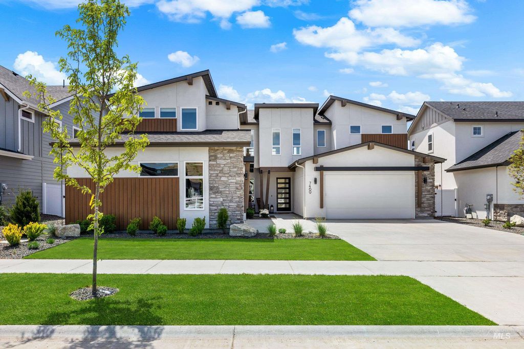 Photo of 7469 W Diamond Lake Dr, Boise, ID 83714 (MLS # 98971544)