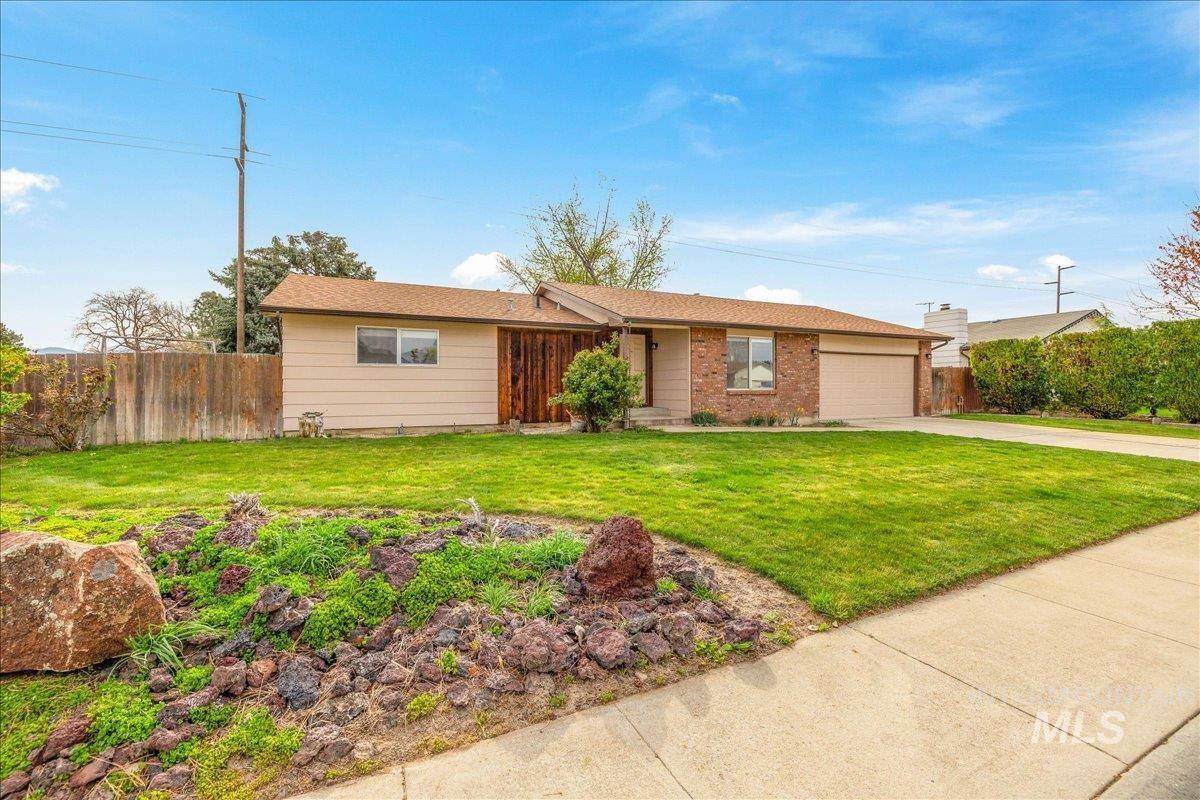 5744 N Millrun Avenue