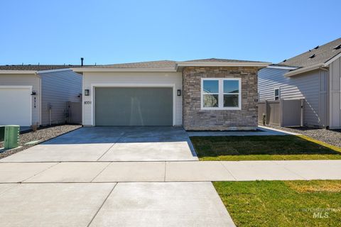 Photo of 8531 W Chamblee St, Star, ID 83669 (MLS # 98978958)